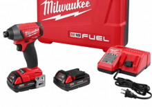 Avvitatori ad inpulsi a batteria Milwaukee 2753-22CT