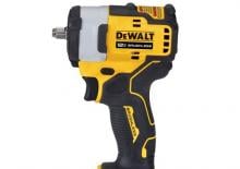 Avvitatori ad inpulsi a batteria DEWALT DCF903B