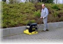 Piastre vibranti monodirezionali Bomag BP 25/48 D