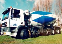 Betoniere su autotelaio Liebherr HTM 1504 S 