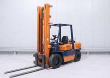 Carrelli elevatori frontali a gas Toyota 02-5 FG 35