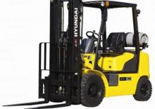 Carrelli elevatori frontali a gas Hyundai 30L-7A