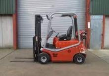 Carrelli elevatori frontali a gas BT C 4 G 150 D