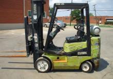 Carrelli elevatori frontali a gas Clark CGC 25