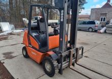 Carrelli elevatori frontali a gas Steinbock CL 22 C