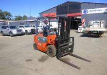 Carrelli elevatori frontali a gas Dalian CPQD 25 FA