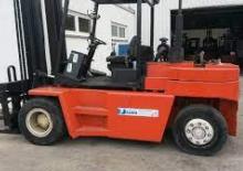 Carrelli elevatori frontali a gas Clark DPL 70 LPG