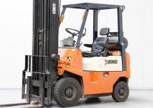 Carrelli elevatori frontali a gas Yang FG 15 Mark 3