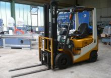 Carrelli elevatori frontali a gas TCM FG 15 T 19