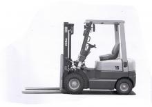 Carrelli elevatori frontali a gas TCM FG 15 T 9
