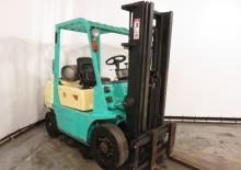 Carrelli elevatori frontali a gas Yang FG 25 Mark 3 smart