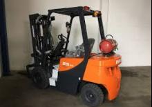 Carrelli elevatori frontali a gas Doosan G25G Plus