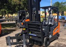 Carrelli elevatori frontali a gas Doosan GC33S-9