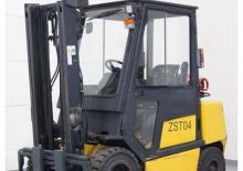 Carrelli elevatori frontali a gas Yale GLP 30 TF