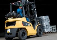 Carrelli elevatori frontali a gas Caterpillar GP35N 
