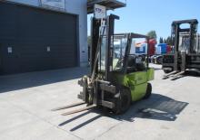 Carrelli elevatori frontali a gas Clark GPM 30 N