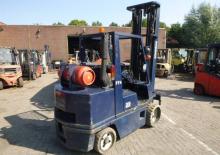 Carrelli elevatori frontali a gas Nissan KCUGH 02 F 35 U