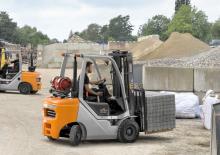 Carrelli elevatori frontali a gas Still RCG 20