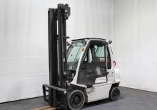 Carrelli elevatori frontali a gas Nissan U 1 D 2 A 20 LQ