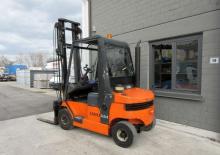 Carrelli elevatori frontali diesel Lugli 305.4