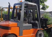Carrelli elevatori frontali diesel Lugli 505 E