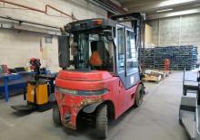 Carrelli elevatori frontali diesel DanTruck 8435