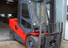 Carrelli elevatori frontali diesel Heden 8450