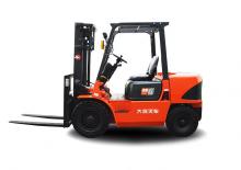 Carrelli elevatori frontali diesel Dalian CPCD 30 FA