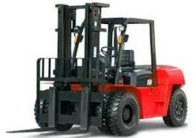 Carrelli elevatori frontali diesel M&H CPCD 70 R