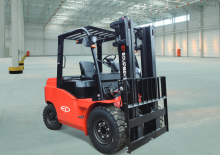 Carrelli elevatori frontali diesel EP CPCD45T8