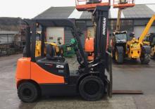 Carrelli elevatori frontali diesel Doosan D25S-5