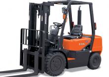 Carrelli elevatori frontali diesel Doosan D30G