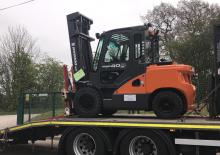 Carrelli elevatori frontali diesel Doosan D40SC-9