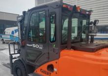 Carrelli elevatori frontali diesel Doosan D50SC-7