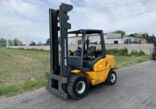 Carrelli elevatori frontali diesel Balkancar DFG 4033