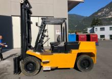 Carrelli elevatori frontali diesel OM DI 80 C