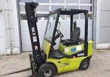Carrelli elevatori frontali diesel Clark DPM 30 H