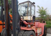 Carrelli elevatori frontali diesel Fantuzzi FD 150-600
