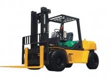 Carrelli elevatori frontali diesel Komatsu FD70-10