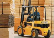 Carrelli elevatori frontali diesel Caterpillar VC 60 E