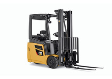 Carrelli elevatori frontali elettrici Caterpillar 2ET3000