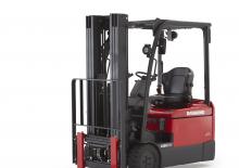 Carrelli elevatori frontali elettrici RAYMOND 4460
