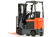 Carrelli elevatori frontali elettrici Toyota 7FBCU15