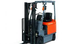 Carrelli elevatori frontali elettrici Toyota 7FBCU18