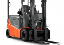Carrelli elevatori frontali elettrici Toyota 8 FBMT 45