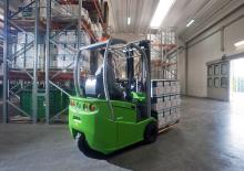 Carrelli elevatori frontali elettrici Cesab B 215