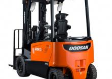 Carrelli elevatori frontali elettrici Doosan B25S-7