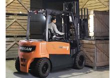 Carrelli elevatori frontali elettrici Doosan B40X-7