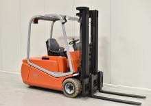 Carrelli elevatori frontali elettrici BT C 3 E 200