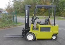 Carrelli elevatori frontali elettrici Clark CEM 25 S